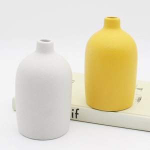 Vaso de cerâmica branca feito à mão: Boho Home Decor, Bud Vase