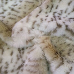 Cat Brown White Faux Fur Fabric,Jacquard Leopard Print Fuzzy Fur for Down Jacket,Boot Cuffs,Winter Warmer Coat Collar Costumes Fursuit Toys