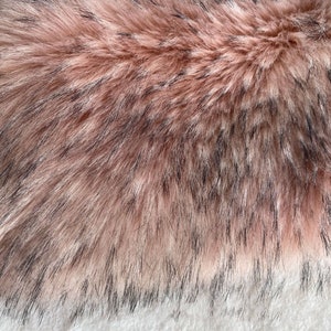Colorful Raccoon Furs,High Density Wolf Fur,Tickened Long Pile Faux Fur Fabric,Bi-colored Fur for Slide Slippers Halloween Costumes Coat DIY