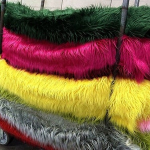Burgund rot Kunstpelz Stoff, super langfloriges Zottelfell für Fursuit Pfoten, Cosplay Kostüme, Monster Haar, DIY Handwerk, Nähzubehör, Foto Requisite