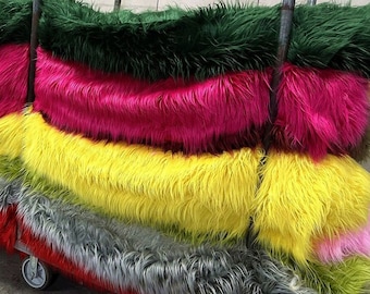 Burgundy Red Faux Fur Fabric,Super Long Pile Shaggy Fur for Fursuit Paws,Cosplay Costumes,Monster Hair,DIY Crafts,Sewing Supplies,Photo Prop