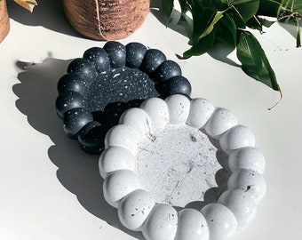 Decorative ceramic BULLE tray - handmade - artisanal - Mother's Day gift - housewarming gift - Jewelry storage - BUBBLE tray