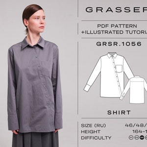 Puede incluir: Una camisa gris de manga larga con cierre de botones en diagonal. La camisa tiene un bolsillo en el lado izquierdo y un patrón de pequeños cuadrados. La imagen incluye el texto "GRASSER", "PDF PATTERN + ILLUSTRATED TUTORIAL", "GRSR.1056", "SHIRT", "SIZE (RU) 46/48/50", "HEIGHT 164-170" y "DIFFICULTY 01 02 03 04 05".