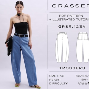 Puede incluir: Una persona con un top negro y pantalones azul claro, sosteniendo un bolso negro. La imagen incluye un patrón de pantalones, con el texto "GRASSER PDF PATTERN + ILLUSTRATED TUTORIAL GRSR.1234 TROUSERS".