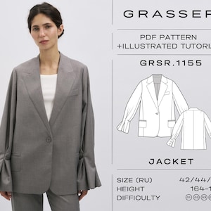 Puede incluir: Una chaqueta gris con mangas largas y un cierre de botón único. La chaqueta tiene un bolsillo en el lado izquierdo. El patrón incluye un dibujo de línea de la chaqueta en diferentes vistas. El texto en la imagen dice "GRASSER", "PDF PATTERN + ILLUSTRATED TUTORIAL", "GRSR.1155", "JACKET", "SIZE (RU) 42/44/46", "HEIGHT 164-170", y "DIFFICULTY (01) (02) (03) (04)".