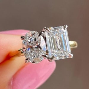 Toi Et Moi Moissanite Engagement Ring Oval & Emerald Cut Two Stone Ring Unique Anniversary Ring Wedding Jewelry for Woman Valentine&#39;s Sale