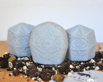 Gossip Stones Figure - LEGEND OF ZELDA
