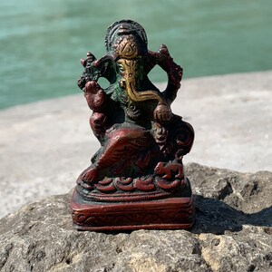 Brass Ganesha statue for altar, 7 cm Ganesha statue, metal Ganesha