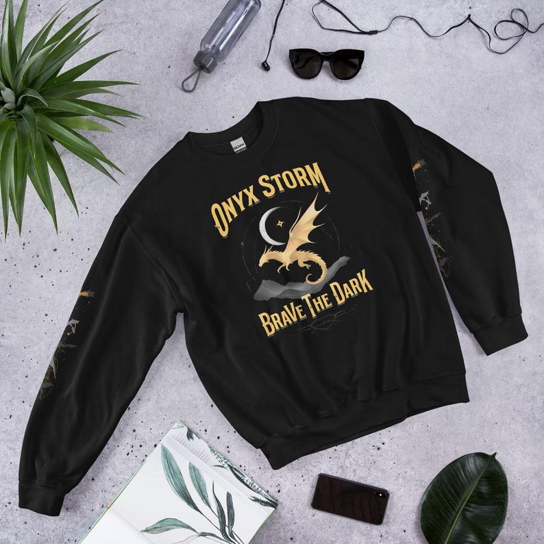 Onyx Storm Sweatshirt | Golden Dragon in Flight | Brave the Dark | Rebecca Yarros Book Gift | Book Dragon Crewneck | Dragon Lover Aesthetic