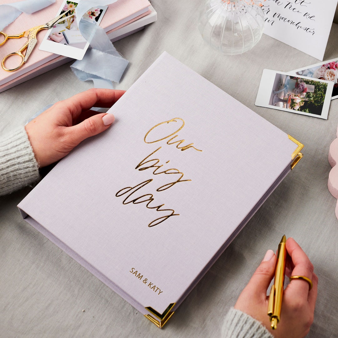 Personalised Lilac Wedding Planner & Organiser Engagement Gifts Wedding