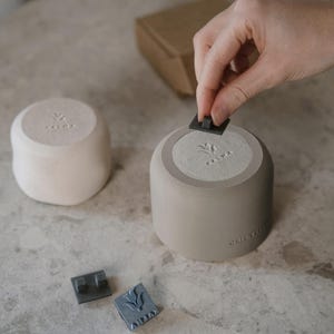 Individuelles Logo Betonstempel | Individuelles Logo Moulding Stamps für Jesmonite, CementAll & Andere | für Silikonform | Signatur Stempel | Ultraleicht