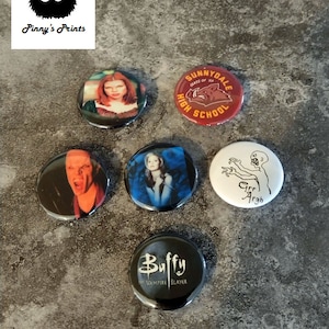 6x Buffy the Vampire Slayer Button Badges Set. 25mm badges,