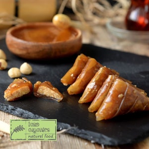 Organic Mulberry Pulp Filled withTurkish Hazelnut Paste,Muska Dessert,Natural,Healthy Pestil Snack,Turkish Delight