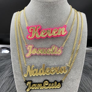 Collier prénom en acrylique personnalisé, chaîne cubaine scintillante, plaque signalétique personnalisée