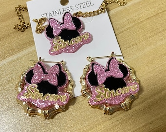 Minnie Maus Schmuckset, Benutzerdefinierte Bambus Ohrringe, Cartoon Name Halskette, Acryl Name Ohrringe, Kinder Name Ohrringe Halskette Personalisiert