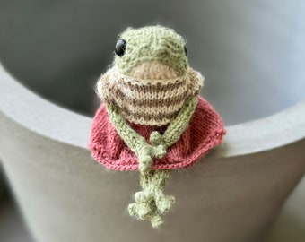 DIGITAL KNITTING PATTERN Frog princess dress for knitted frog