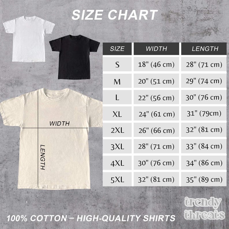 以下が含まれることがあります： Tシャツのサイズチャート。インチとセンチメートルでの測定値が含まれています。サイズはSから5XLまで、幅は46cmから81cm、長さは71cmから89cmです。3枚のTシャツが含まれています。