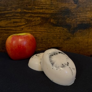 Wolf’s Out of the Bag {Jacob Black, Twilight Saga} -Soap Bar (Bow Ties & Bourbon)