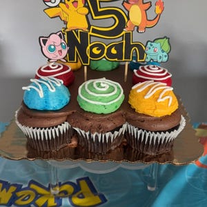Poke cake topper