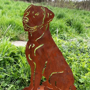 Figurine de jardin chien assis 50 x 35 cm sur plaque patinée résistant aux intempéries rouille métal rouille figure Labrador Boxer image 4