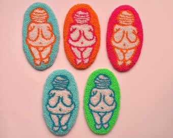 Venus of Willendorf Punch Needle Wall Hanging: Tufted Y2K Decor