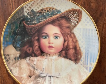 The Antique Doll Collector Plate From Franklin Mint, Hanau Doll