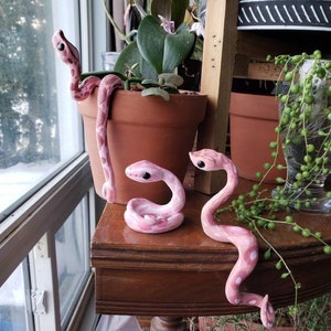 Lot de 3 serpents, bibliothèque serpent, jardinière serpent, dessus de table serpent 3 serpents