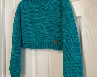 Cropped Crochet Pullover Sweater - size M