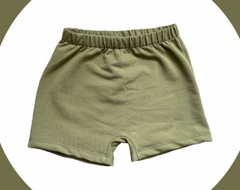green shorts for kids, shorts with pockets for boys, 4th birthday gift boy, 4t boys clothes, spring shorts, summer shorts