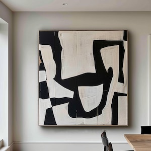 Grote abstracte muurschildering in zwart-wit: Wabi-Sabi-stijl