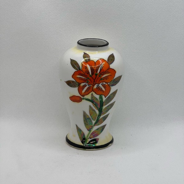 Japanese Orange Lily Vase, Flower Vase, Vases For Flowers, Vases Decor, Floral, Flowers, Tiny, eclectic, Boho, Floral Vase, GalerieBagatelle