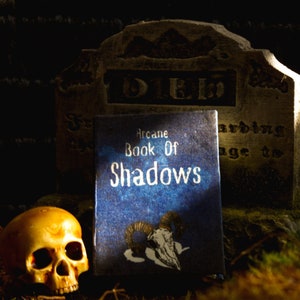 Mini Arcane Book of Shadows (Illustrated)