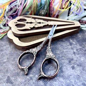 Sewing Accessory Set with Copper Scissors, Needlepoint Gifts, Antique Scissors Case, Wood Vintage Organizer, Gift for Knitters, Sewing box