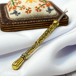 Scucitore d&#39;oro vintage, attrezzo da cucito antico, regalo per sarta, tagliafilo, tagliafilato, accessorio per punto croce, nozione di cucito vintage