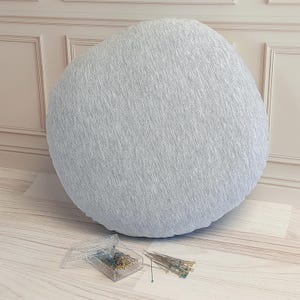 Tailor&#39;s Pressing Ham with Glass Head Sewing Pins