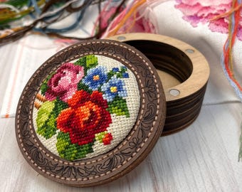 Magnetic Wooden Needle Box, Embroidery Pincushion, Sewing Needle Organizer