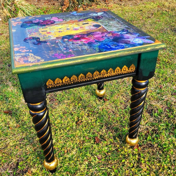 Stock photo. Do not order. I can duplicate this Bdrm Nightstand, LR End table, Black, Green, Gold Leaf, "The Kiss", Solid Wood, Hand Painted