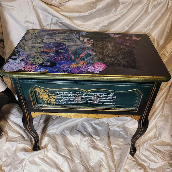 Stock photo for reproduction, Do not Order, Bdrm End Table, Sm Desk, Vintage Stanley, Wood, Lg Drawer, Black, Green, Gold Leaf, Hand Painted