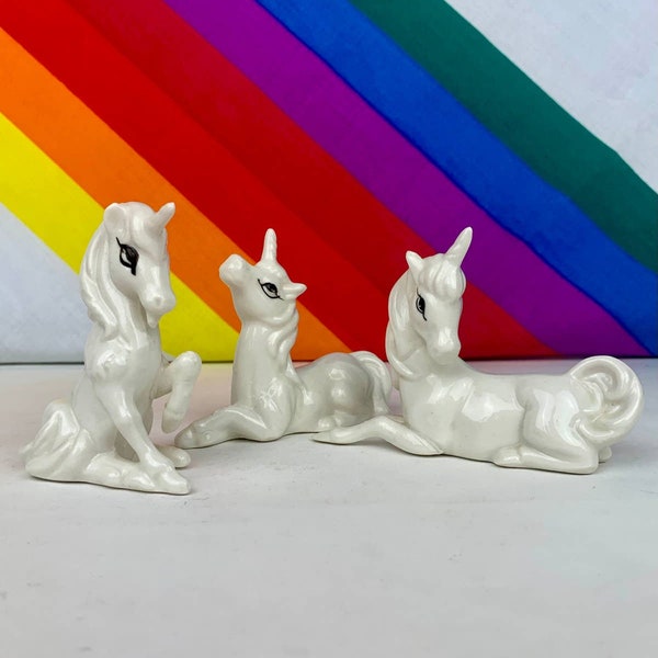 Vintage 1980 Farrah Import Co Ceramic White Unicorn Figurine Trio Made In Taiwan