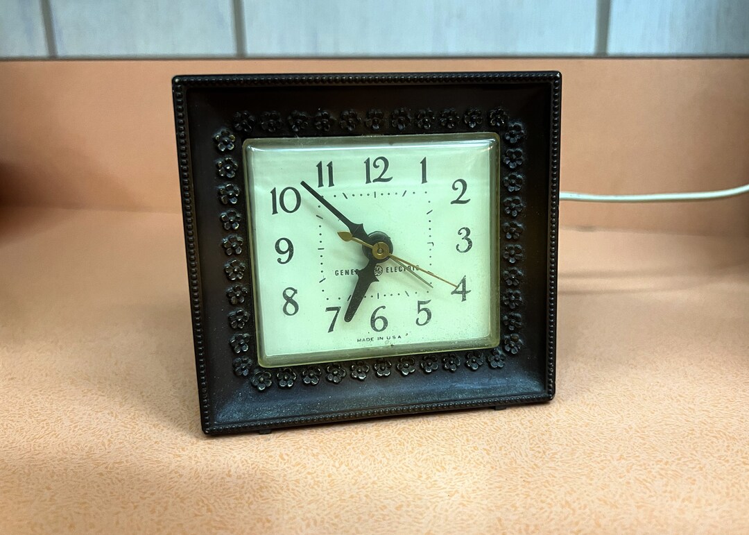 Vintage General Electric Alarm Clock With Floral Motif Etsy
