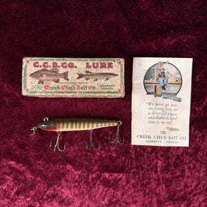 ccb company lures tin fishing sign The Creek Chub Bait Co. metal Sold at Auction: The Creek