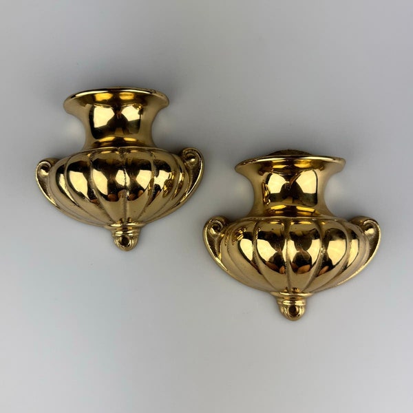 Pair of 1989 Bombay Company Heavy Metal Shiny Gold Scalloped Urn Wall Pockets - Hollywood Regency Style