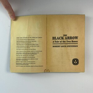 Vintage Medieval Fantasy Paperback The Black Arrow Robert Louis Stevenson 1964 image 8