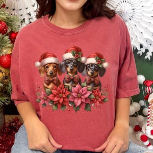 Dachshund Christmas T-Shirt, Doxie Dog Lover Holiday TShirt, Christmas Dog Shirt