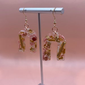U-Shaped Sprinkle Resin Earrings