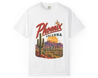 Camiseta retro con el horizonte desértico de la ciudad de Phoenix, Arizona / Puesta de sol con cactus / Estilo viajero / Regalo para turistas / Viajes / Oeste de Estados Unidos