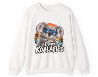 Sudadera con estampado de koala "I Am Koalafied" / Diseño retro de atardecer en Palm Beach / Juego de palabras / Regalo divertido y adorable