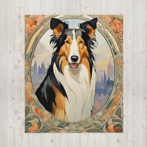 Puede incluir: Un perro Collie negro, blanco y marrón con un horizonte de ciudad en el fondo. El perro está enmarcado en un óvalo ornamentado de color dorado con detalles florales.