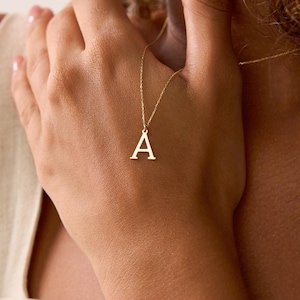 Collar con inicial de oro macizo de 14 k para mujer / Collar clásico con letras finas / Joyería con el alfabeto de oro macizo de 14 k / Regalo para ella / Regalo para mamá