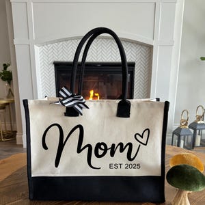 Custom Mom Heart Tote Bag, Personalized Gift For Mama, Mama Things Bag, New Mom Gift, Mom Life Bag, Mom Custom Gift, Mother&#39;s Day Gift